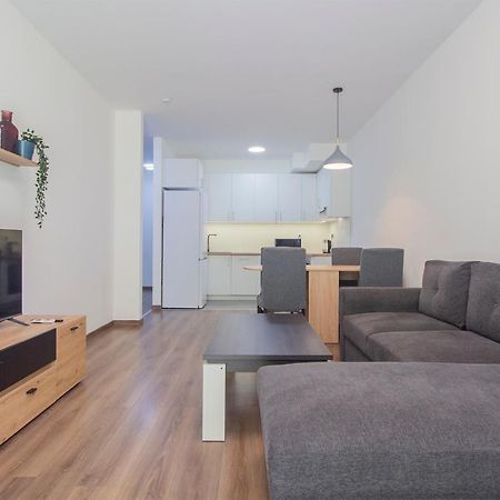Corvin Modern Two Bedroom Apartment Free Parking Budapest Exterior photo